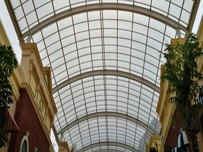 本溪屋面网架顶棚吊装方案