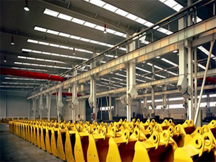 本溪徐工集团挖掘机装配车间